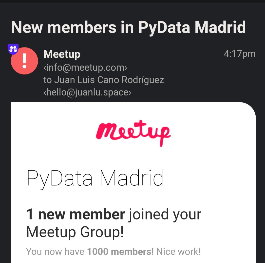 PyDataMadrid's tweet image. 1⃣0⃣0⃣0⃣ 🎉 #PyDataMadrid