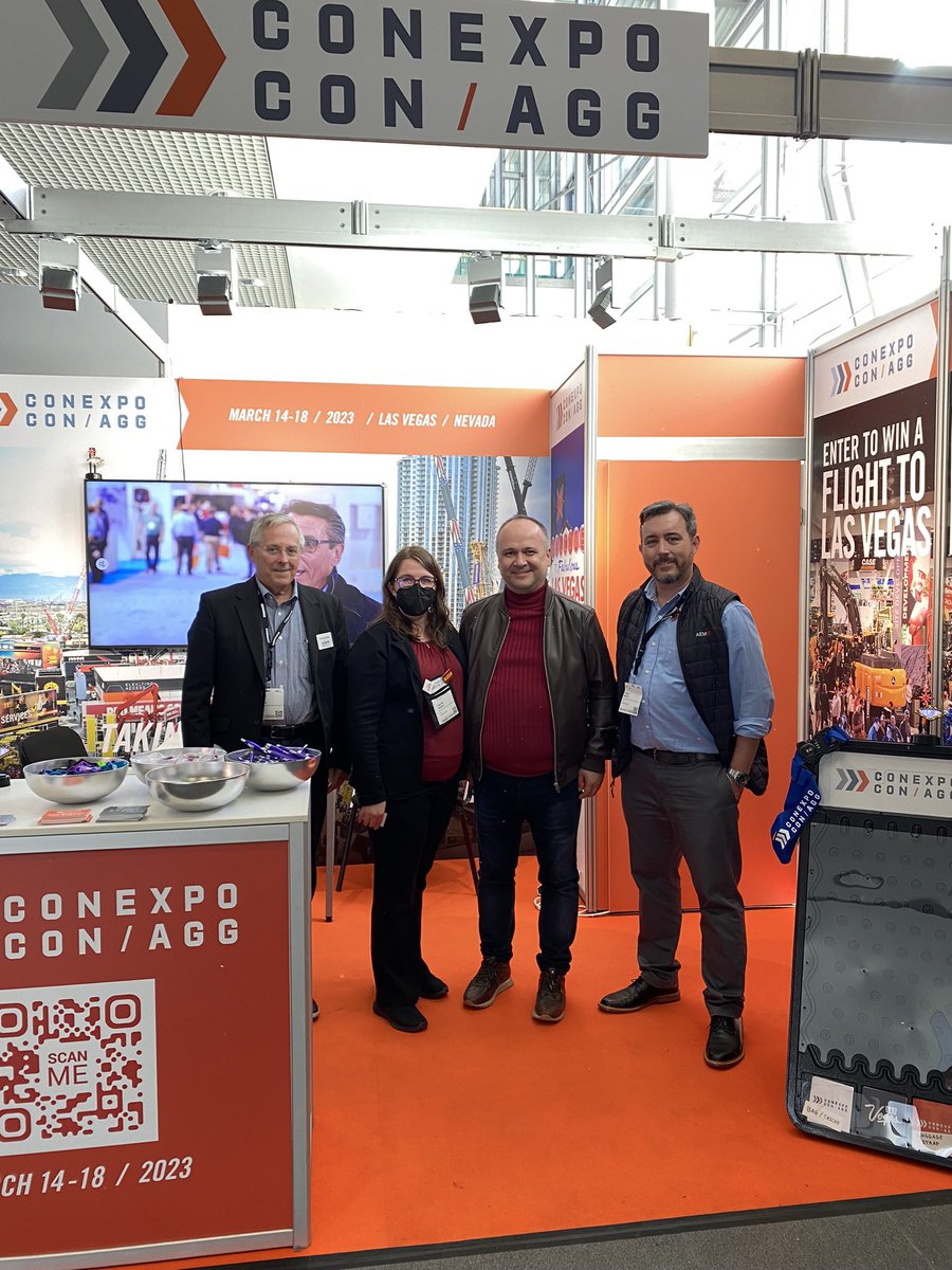 farukaksoy0611's tweet photo. #bauma #bauma22 #bauma2022 #baumaforum #munchen #germany #Construction #constructionmachinery #constructionequipment #conexpo #spareparts #parts #machinery @baumaOfficial @aemadvisor @conexpoconagg @era_rental @CECE_Europe @siftamec https://t.co/Zj4zj4rWRG