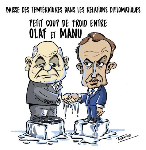 FabriceGreg's tweet photo. #climat #olafscholz #allemagne #chancelier #olaf #relationship #relationdiplomatique #coupdefroid #emmanuel #emmanuelmacron #france #president #tension #dessin #dessindujour #dessindepresse #blague #humour #caricature #sketch #gregsketch https://t.co/6xBfEh5kfW
