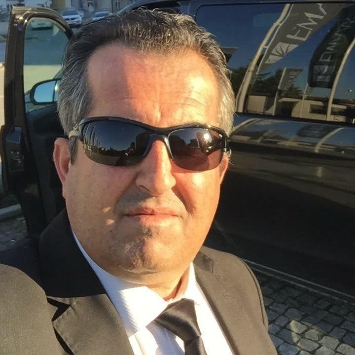 Efendiler hanımlar çocuklar hazırlık yapın yarın 29 Ekim Cumhuriyet Bayramı nı Kutlayacağız.