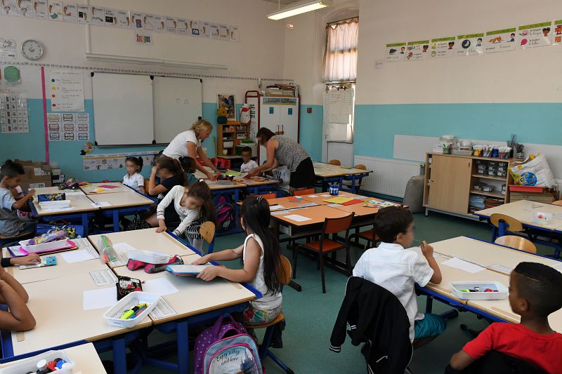 Les bibliothèques de Marseille soutiennent vos enfants à travers l'accompagnement scolaire ! Les mercredis, les étudiants de <a href="/AfevMediterrane/">Afev PACA</a> vous proposent une aide aux devoirs de la primaire jusqu’à la 3ème.
📅Chaque mercredi 
⏲️15h à 17h30
📍L'Alcazar👉bit.ly/3TopVRp
