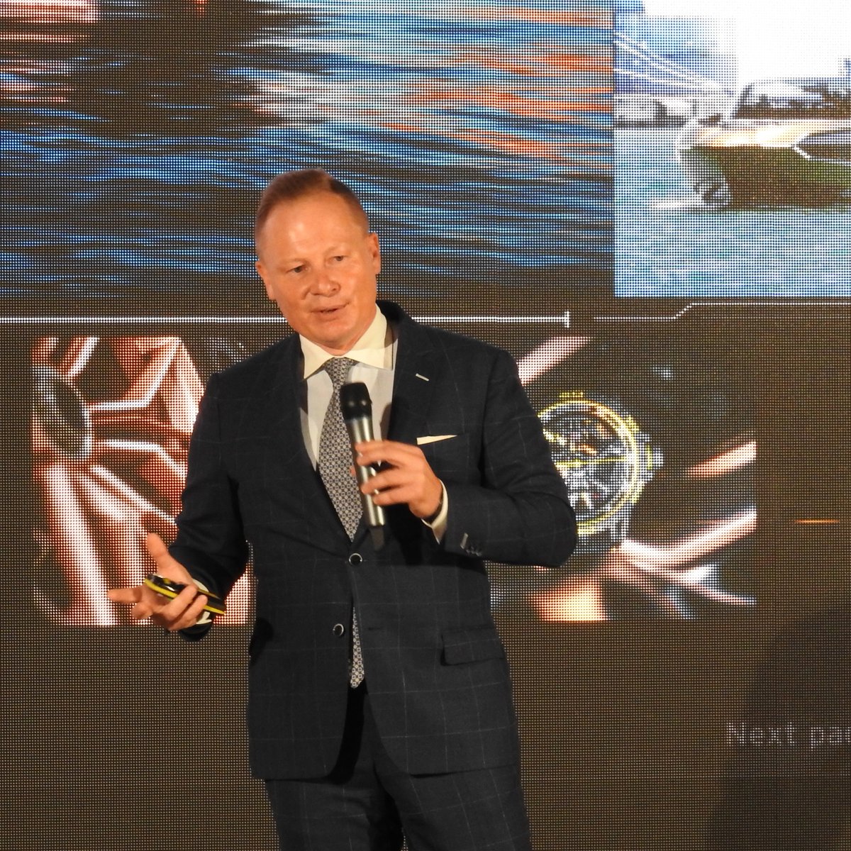 Lamborghini's tweet photo. Automobili Lamborghini was obviously present at the 19th edition of the Autostyle Design Competition promoted by Berman S.p.A. 

Design, vision and creativity in the automotive sector at the highest levels. 

CO2 Emission and Fuel consumption combined: https://t.co/MLO6PI23fq