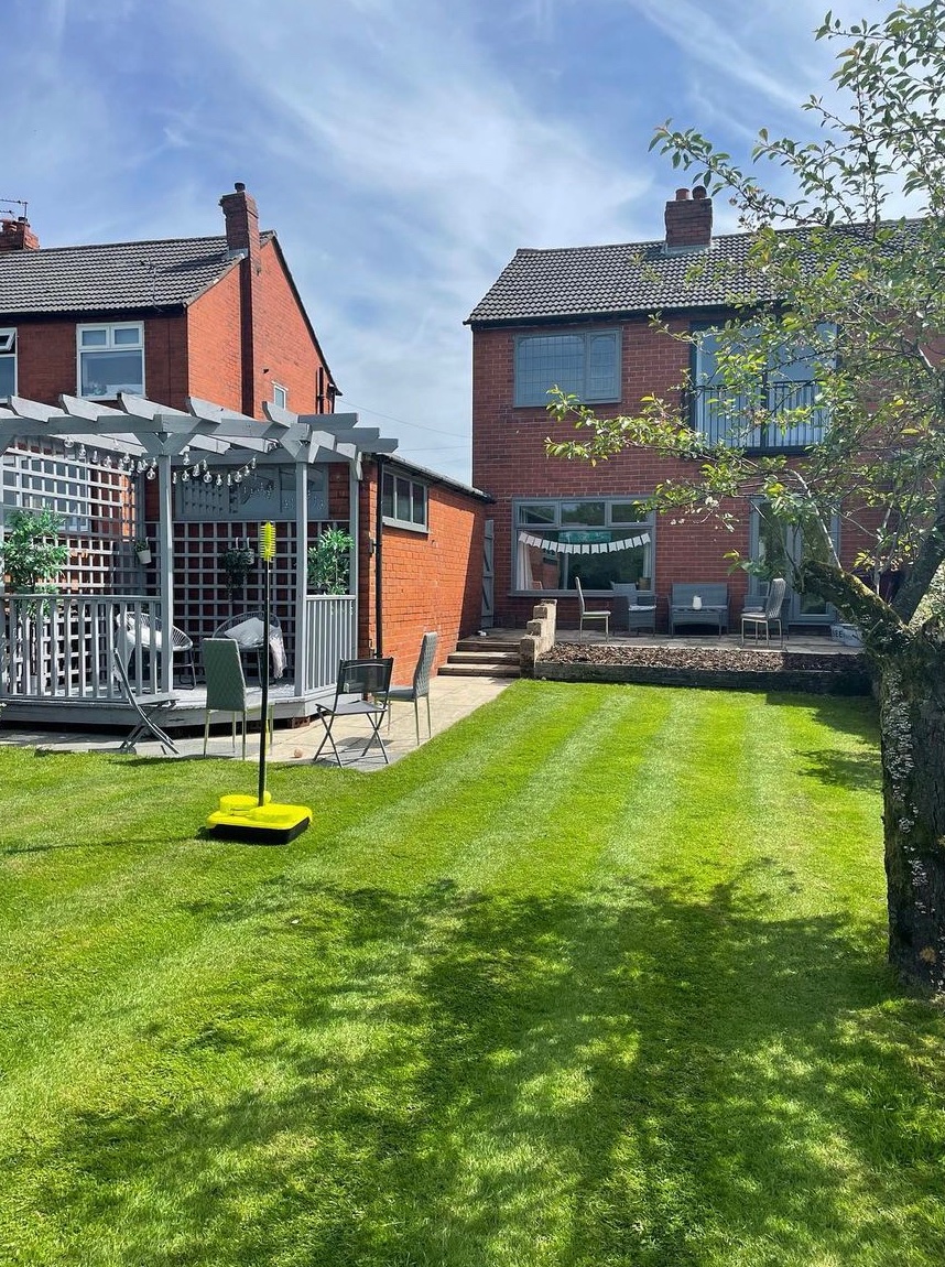 Mrs Sharples tweet media