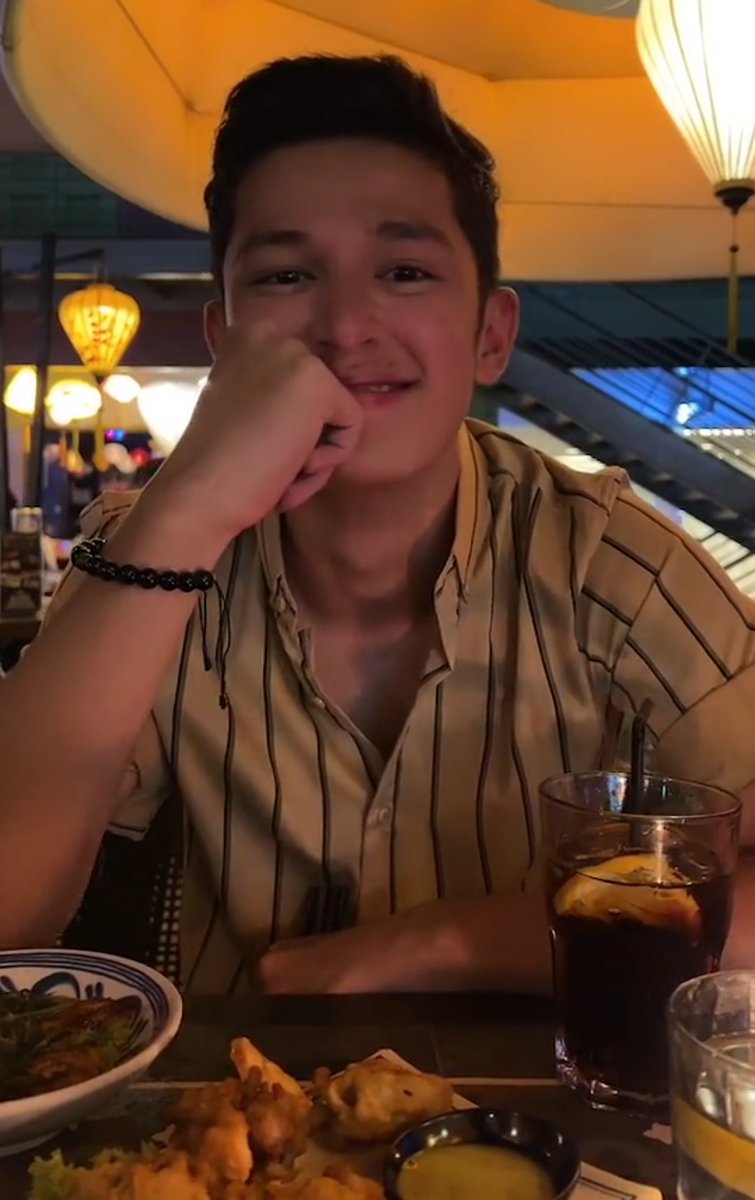 CharmersOFC's tweet photo. Literally #ADateWithAljon! πΉπ
Watch Aljon's latest tiktok upload here:
πhttps://t.co/MVTHc4WiCU
@AljonMendoza_ #AljonMendoza https://t.co/ZfeZNlfkph