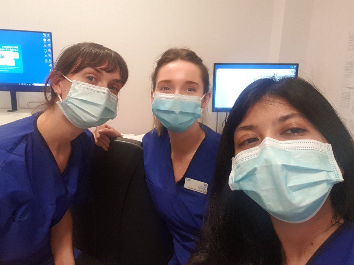 BHRUT_SLT's tweet photo. Happy last day of rotations for our wonderful band 5s 🥳🥳🥳 @BHRUT_NHS https://t.co/0D3CioatVC