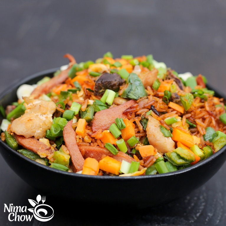 NimachowG's tweet photo. It’s Fiesta Friday!
That's right, time to party! 
Salary nicely oboloing your account! 
What are you waiting for?
Call us &amp; get your yummilicioys Fiesta Rice, Jollof or Noodles on!
 
The Nima Chow Team
8 till late! https://t.co/xnox9p27XO