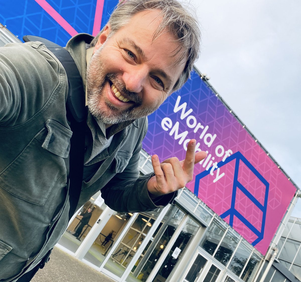 AVerstrael's tweet photo. Amsterdam, on the road for Streetwaves. #HAVN #streetwaves #healthycity https://t.co/J39eUYnW4R