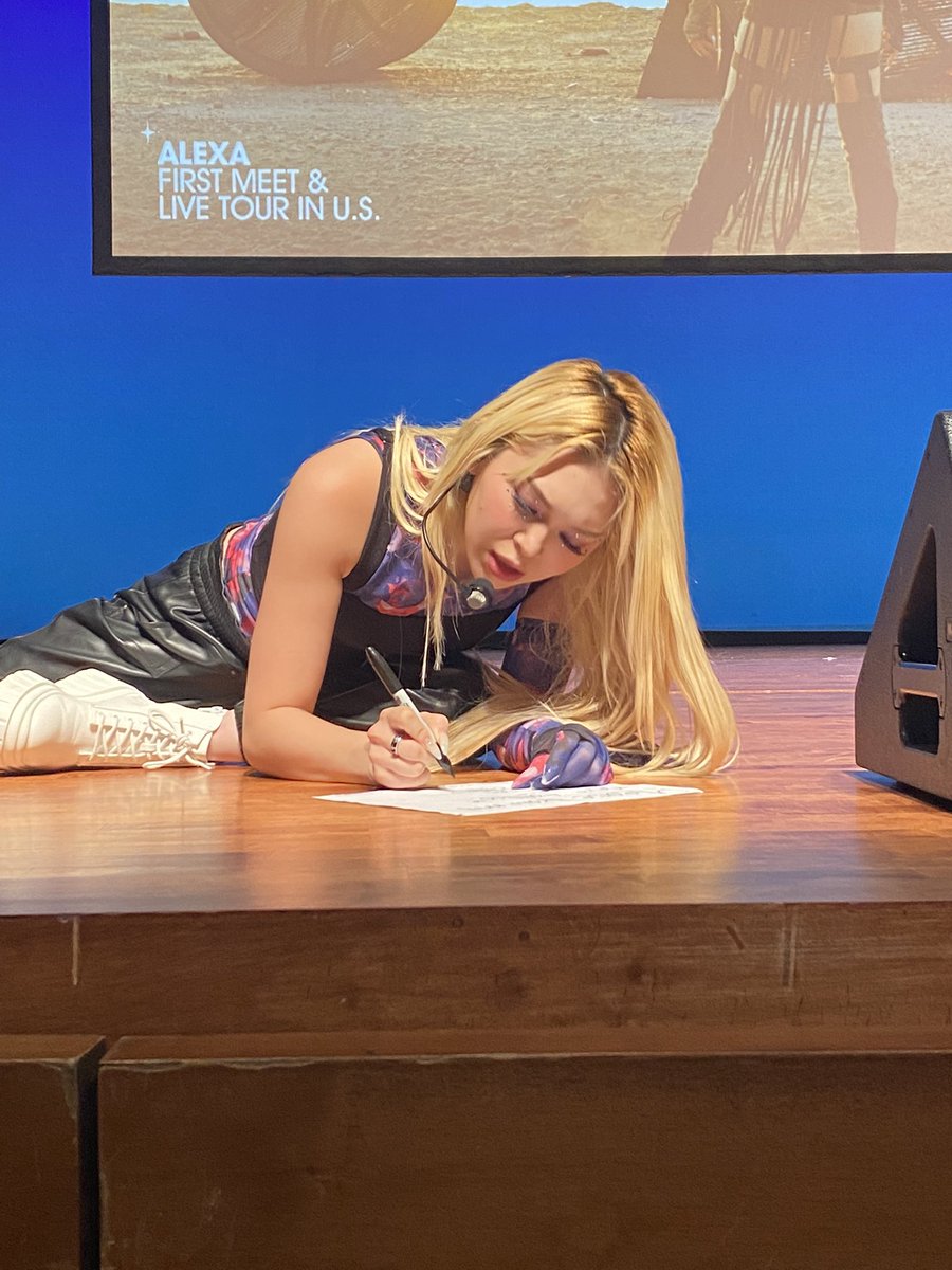 f1rstfru1t's tweet photo. today was actually a dream #AleXainHouston #AleXainUSA https://t.co/IrdOqAy3bi