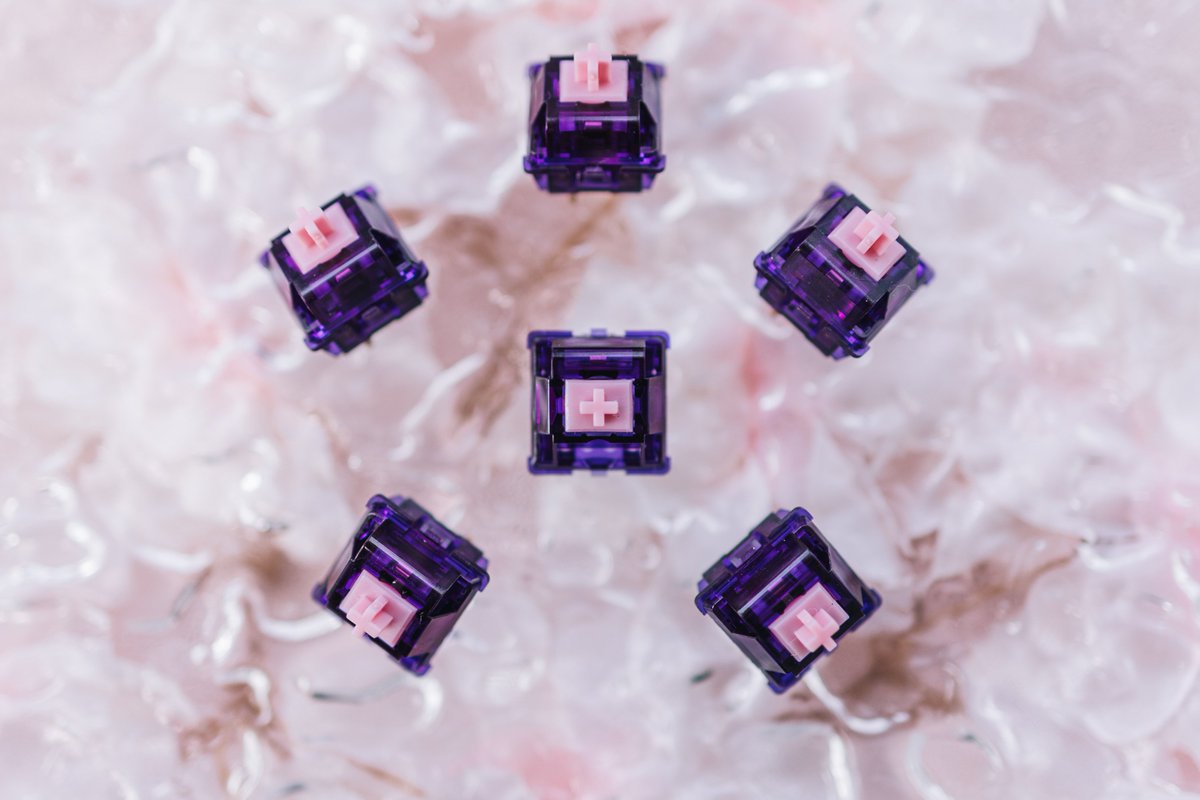 JwkOfficial's tweet photo. 🌸The customised switch by personal studio.
#JWICK #JWK #mechanicalkeyboard #keyboard #keycaps #GamingKeyboard #Switch https://t.co/iCcBZzxQZL