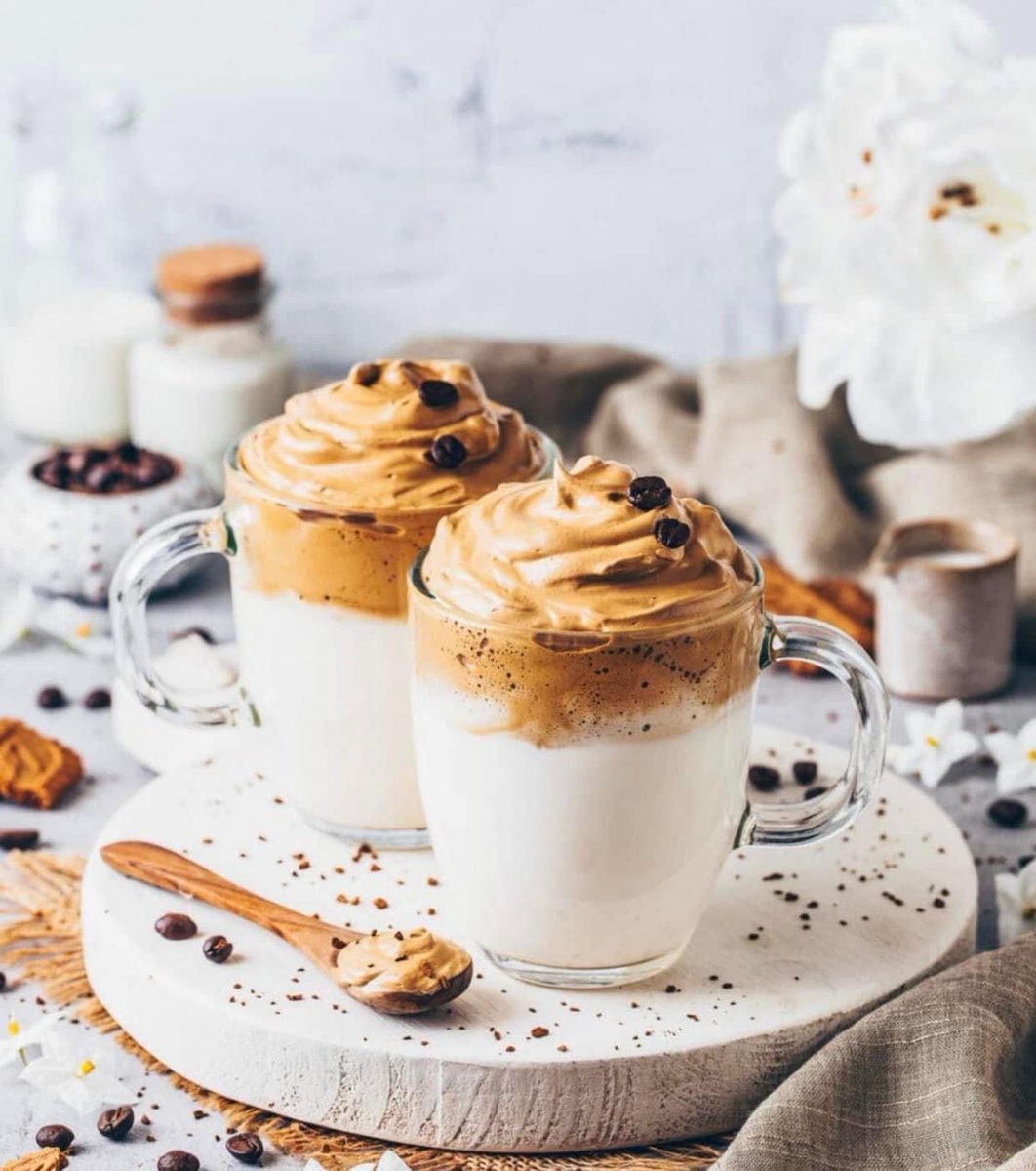 ngopiss's tweet photo. Whipped coffee 😍 https://t.co/sjFmzIazYg