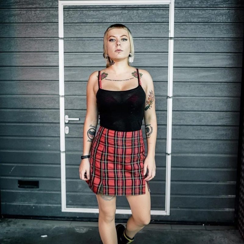 The trial of antifascist Kristina Cherenkova will happen on the 10th of November.

She's accused of inciting hatred to social groups for an Instagram post criticizing Lukashenko's regime.

Support Kristina with 
a letter abc-belarus.org/?page_id=8682&…
or donation abc-belarus.org/?page_id=8661&…