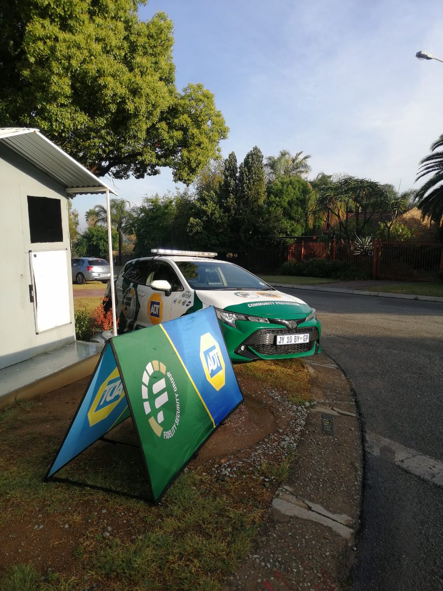 Fidelity_Secure's tweet photo. Everyone is welcome in Centurion! The Fidelity teams this morning were ready and waiting to say good morning on this sunny Friday and watch over your community.

#FidelityADT #TheReeds #Centurion #MorningPromotion #Keepingyousafe #Securingyourassets #WeAreFidelity https://t.co/8s5KFC9Cgz
