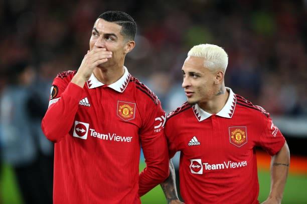 KickOffMagazine's tweet photo. A Manchester United star has been labelled a "clown" after showing off some Kasi Flava skills in his team's 3-0 win over Sheriff Tiraspol on Thursday night. 😲

See the "showboating" here! ➡ https://t.co/qAz6nC6Ykb https://t.co/71TOoyW7MD
