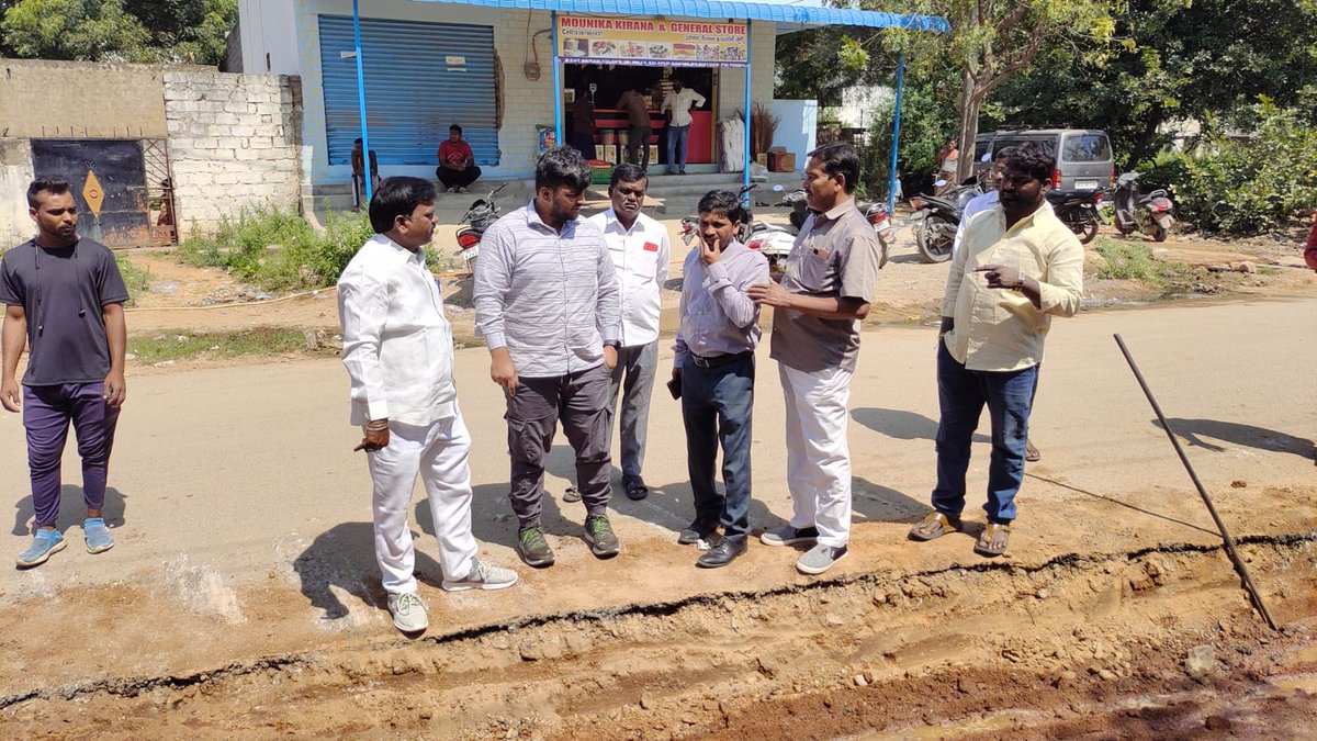 AIMIM Jalpally Municipal chairman @jp_chairman along with AIMIM Functionaries inaugurated the laying of BT & CC road works amounting to ₹1.35 Crores at Sriram Colony, Ward No 17, 18, 19 & 20  under Jalpally Municipality limits