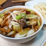 寒い日にぴったり。体が温まる「ネギ豚つけうどん」。