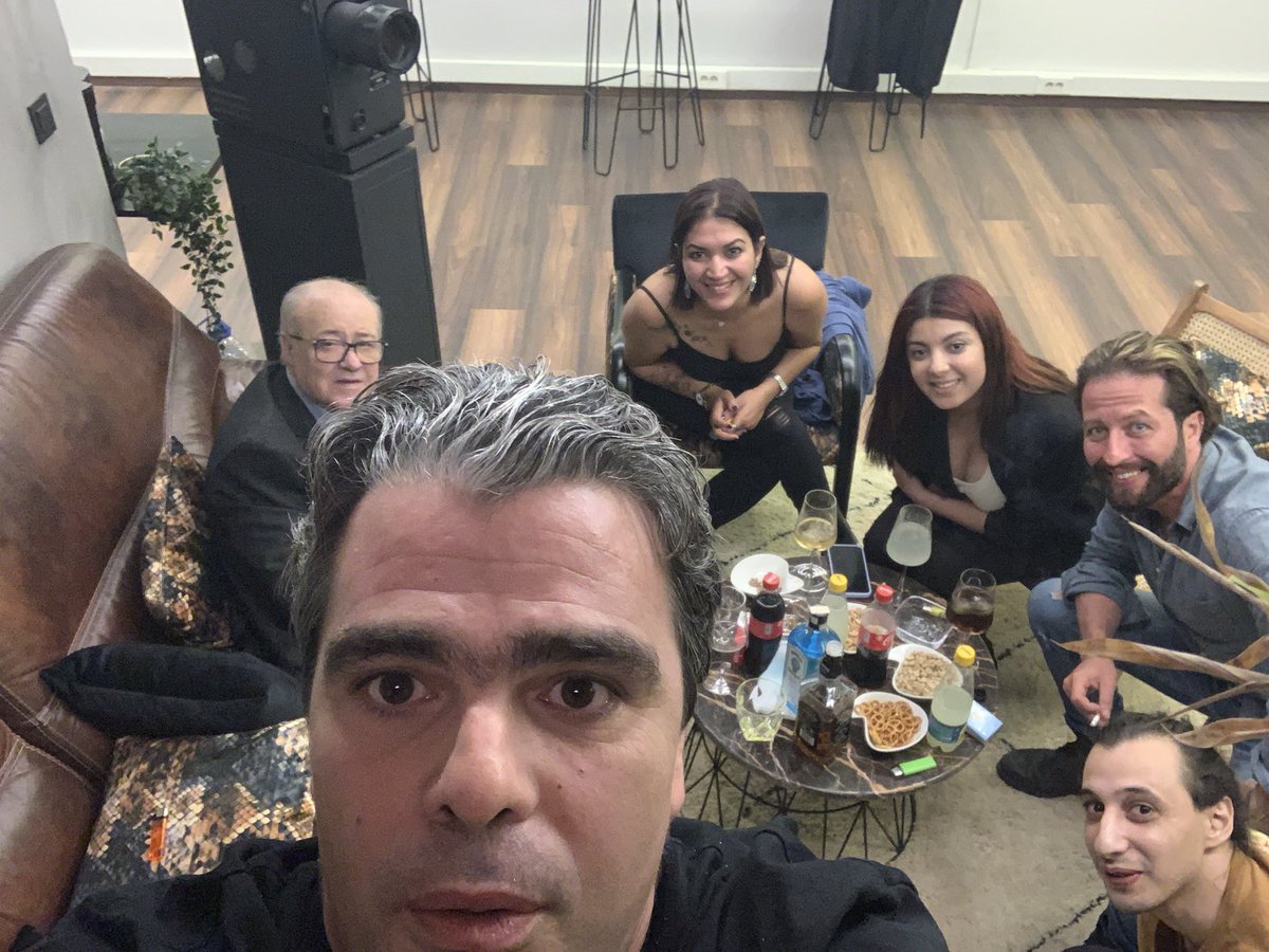 lmouhim's tweet photo. fin de tournage 😎 https://t.co/yGlQ4Xi7VC