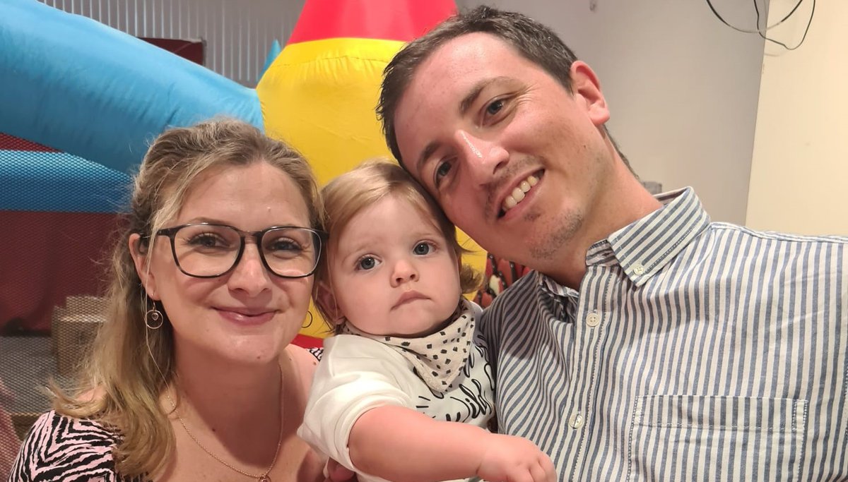 Claire Bromley nearly lost her baby when she got COVID last year. She spent time in intensive care, recovered and named her son after St Thomas' Hospital. Marking his first birthday, she thanks staff who cared for her and urges people to get vaccinated bit.ly/CovidMumBaby