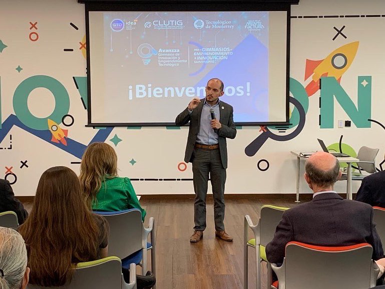 marquezpmp's tweet photo. del Gimnasio de Innovación y Emprendimiento #AVANZZA del @clutig y que tendrá su sede en el #ParqueCIEN del @TecdeMonterrey campus León, muchas felicitaciones a @sellydiez y todo su equipo👩‍💻👨‍💻, y les deseamos el mayor de los éxitos en este nuevo proyecto 🤜 https://t.co/RnJWKTfJUQ