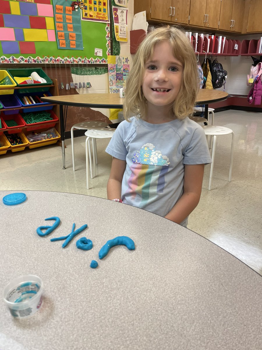 Hodorowski1stgr's tweet photo. What’s more fun than practicing our phonics words than using play-doh??!! @EES_Mustangs https://t.co/jK80LRyDqr