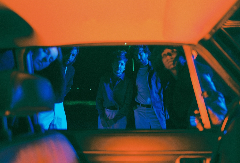 Step By Step has been out for a month 🔥⚡️ thanks everyone for listening! More stuff to come soooooon 💛 x EUT 
📸 @philinevandenhul