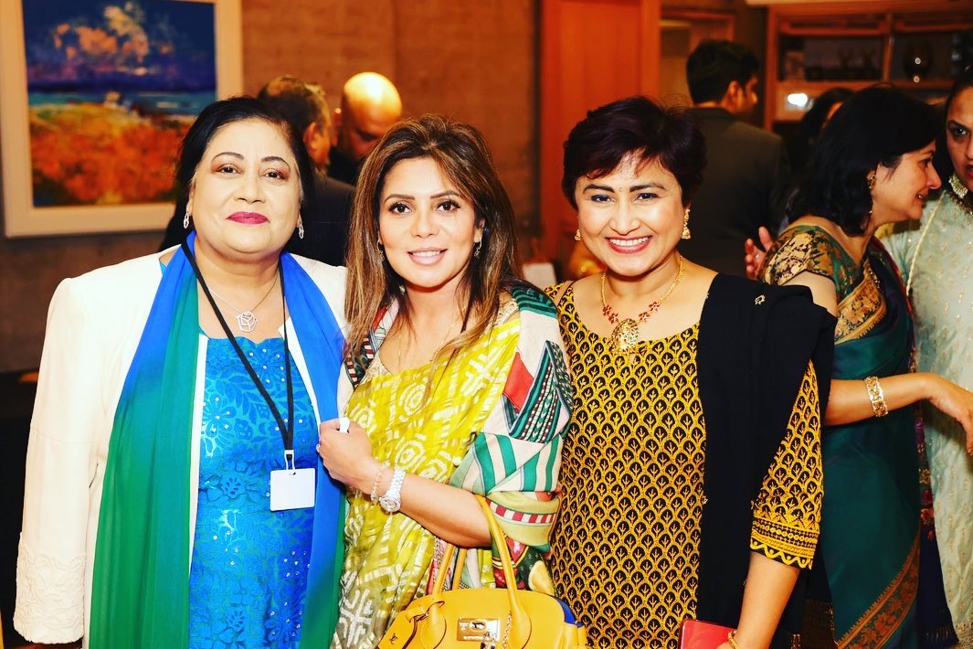 PoonamOBE's tweet photo. Leaders in multiple fields-business, culture, yoga, doctors, investors and professors. Let’s keep supporting and inspiring each other. #Scotland #leadership #Leaders #indianwomen #women https://t.co/NK7j1exIpE