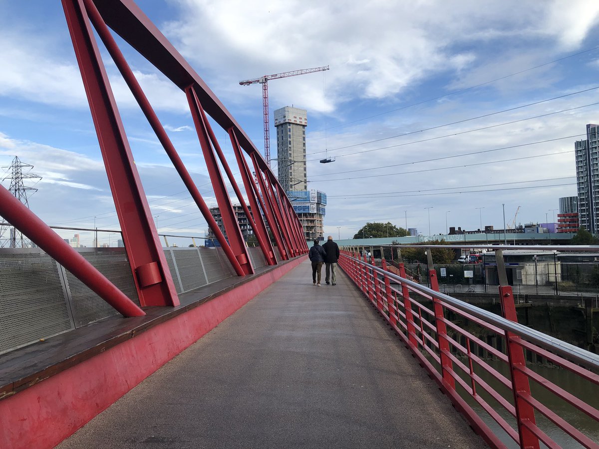 hamelin_hu's tweet photo. Canning Town https://t.co/HxNywoOHrq
