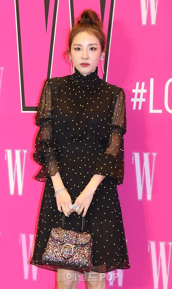 FgJcteaVIAAFgN3?format=jpg&name=medium