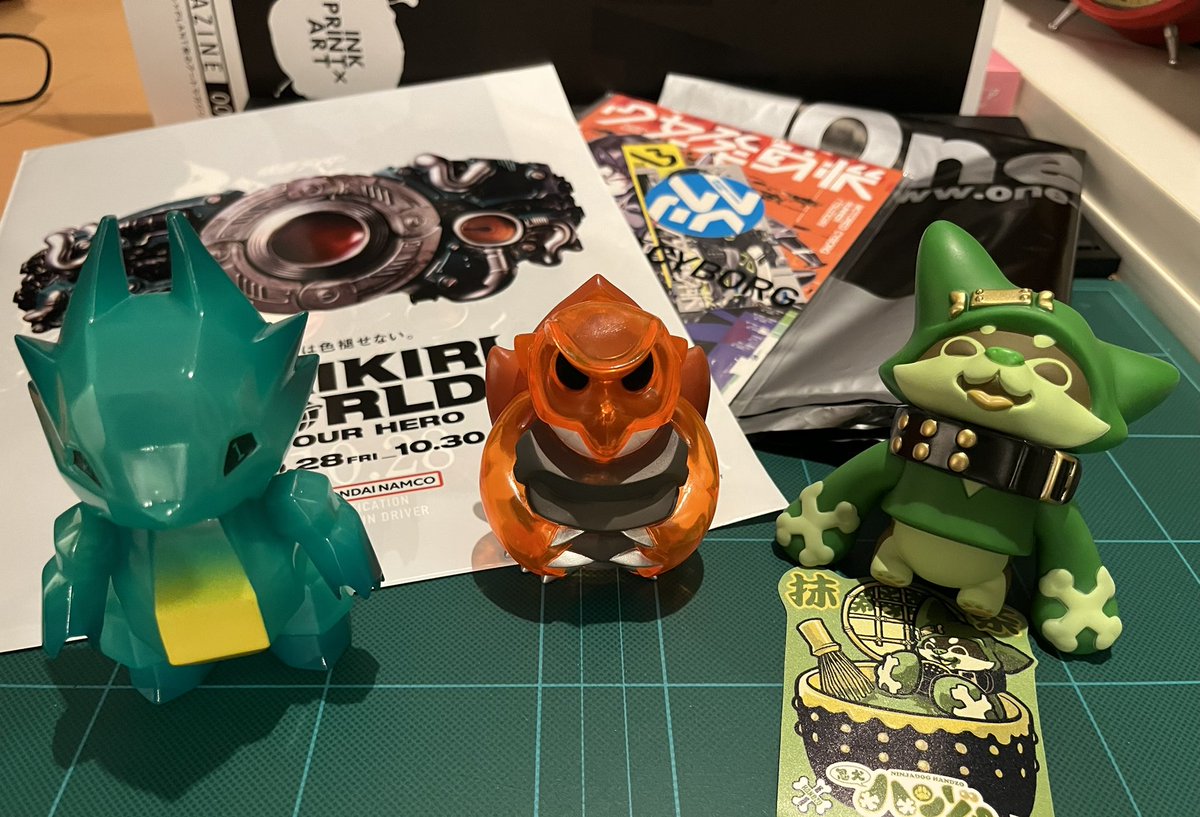 新品未使用 ポゴナ造形 クトゥルフ かっこわらい雑貨店塗装 墓場の画廊 ソフビ