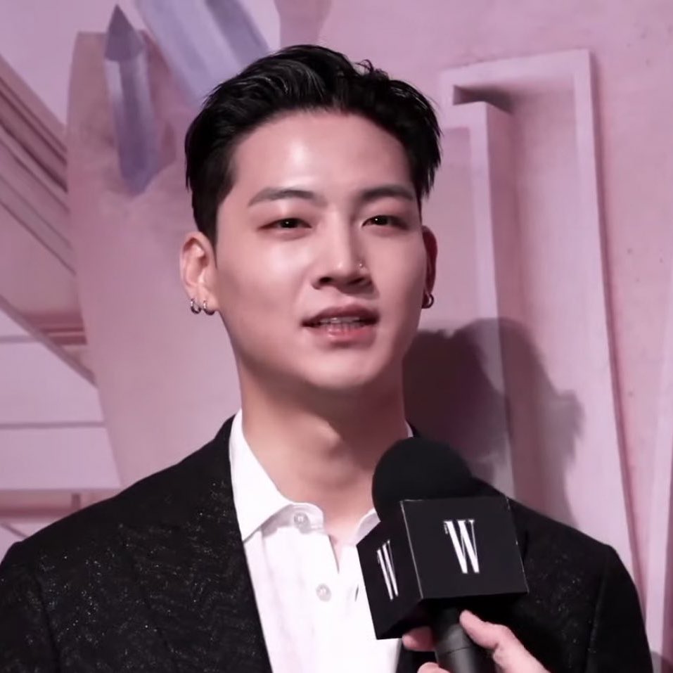 อุนแม่น้องจินยองงี่ ᴳᴼᵀ ⁷ tweet media