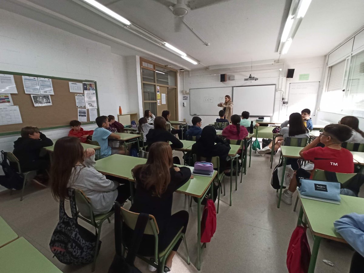 Institut d'Alcarràs tweet media