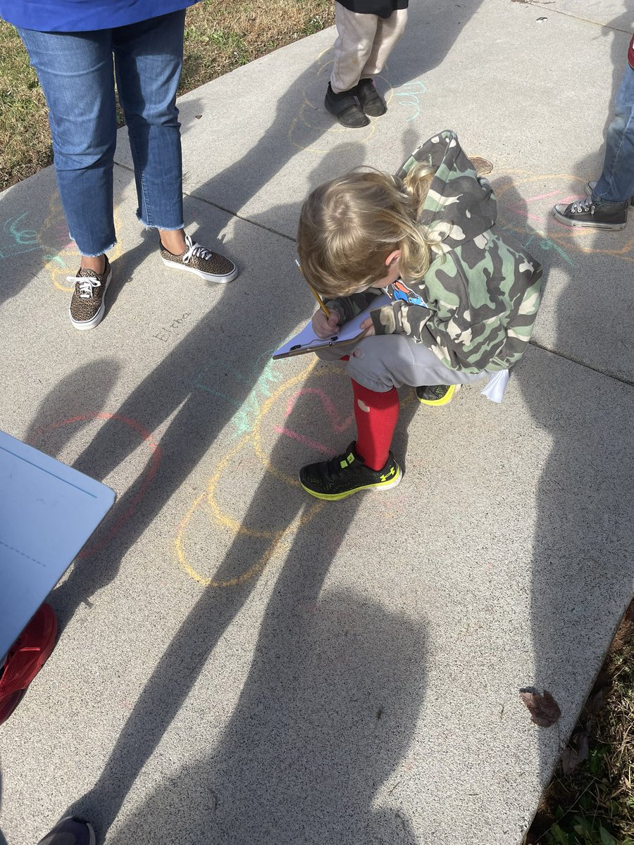 whitleydiamond1's tweet image. Thank you Reinhardt Students for creating math problems outside for us! #mathoutside @R_M_Moore_Elem @CherokeeSchools #secondgrade