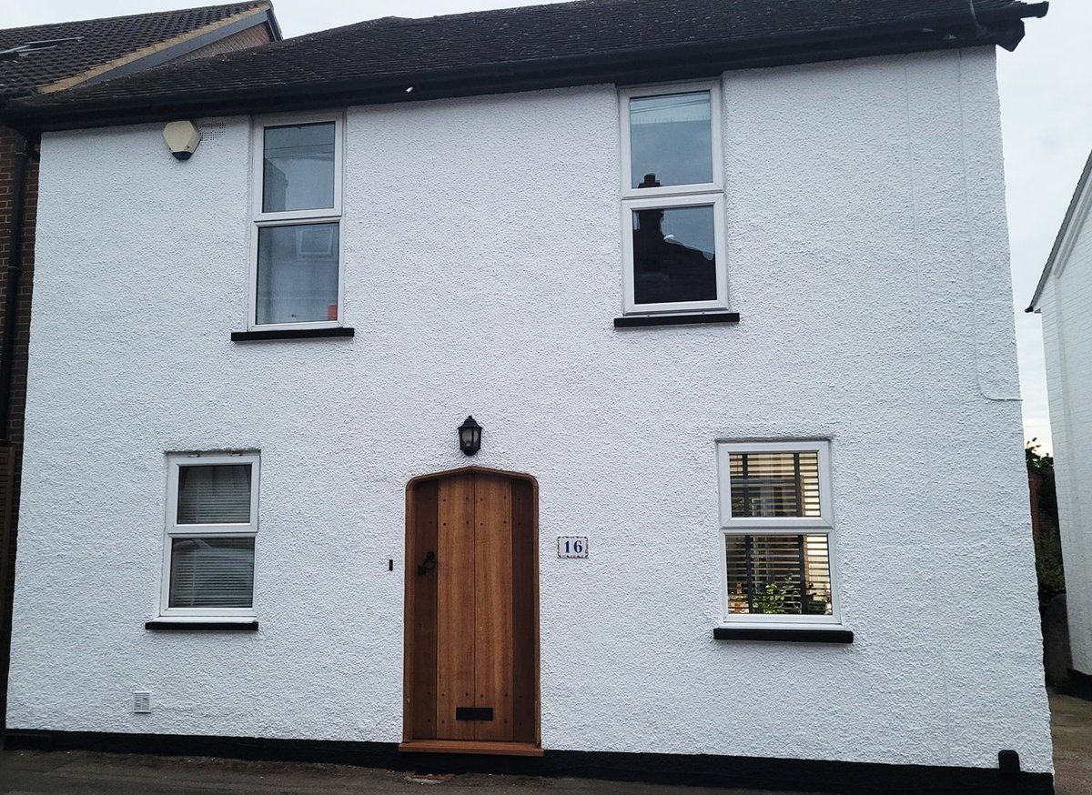 The owner described this property as ‘a work of art’ after it had been repainted with our #StoColor #Dryonic #façade paint. It will keep those good looks too, as Dryonic encourages rapid water run-off, thus keeping the façade clean and dry.