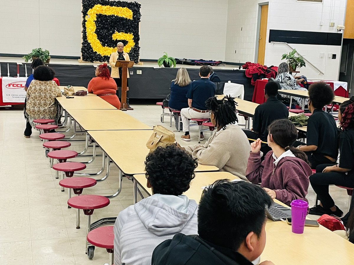 SharondaMurrell's tweet photo. Congratulations to @GrovesRebels @SkillsUSAGA @georgiafbla @georgiaTSA @GeorgiaFCCLA students recognized for their achievements during the @NCCCTSO Officer Induction Ceremony! @CTAE4SCCPSS @anglew5665 @GeorgiaCTAE @AnnLPGA @ChildersJay @BballoliverBBO 
#GrovesisGreat https://t.co/SCF9vAKG23