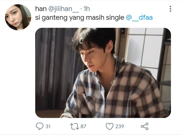 najaemin_d's tweet photo. 44. Si ganteng kiw kiw. https://t.co/okhyL1WNfp