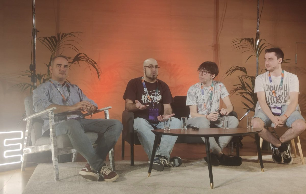 Esta mañana en la segunda jornada de <a href="/BIMEnet_/">BIME</a> he compartido ponencia con Iker <a href="/PSTalents/">PlayStation Talents</a>, Koldo y Borja <a href="/FsixGames/">Fsix Games - Rivalia - ⚔️OUT NOW!⚔️</a> charlando sobre nuestras experiencias de #gamedev! #Rivalia #PS4