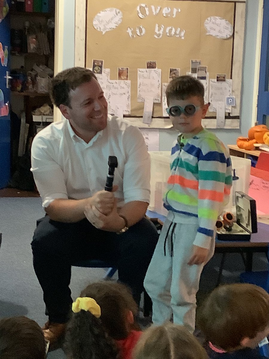 Many thanks to Julian Davies Opticians Newport for coming to talk to Reception and Year 1 about looking after our eyes.