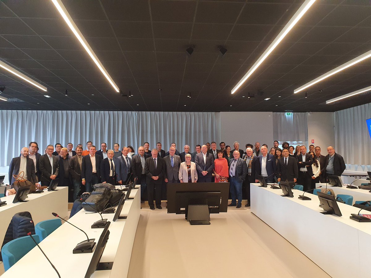 Le 17 octobre s’est tenue, à Arras, la Conférence des SCoT des Hauts-de-France qui a validé la contribution collective à adresser à la Région, afin de proposer les axes pour réussir la territorialisation de la ZAN. L’ADUGA a contribué en appui du pôle métropolitain <a href="/hautsdefrance/">Région Hauts-de-France</a>