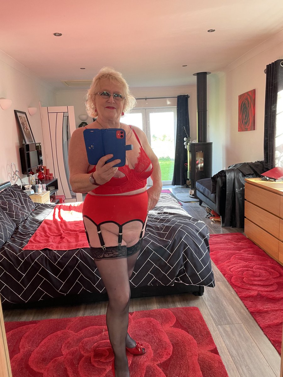 Claire Knight on Twitter "Lady in Red Day 💋"