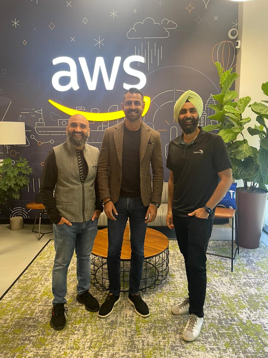 teqfocus's tweet photo. Strength in solidarity! Collaborating with the pioneers to expand AWS offerings in the marketplace. Andy Singh together with Ankur connecting with start-up leaders and teams at the AWS Loft, New York.
#Teqfocus #AWS #Startup #Leaders #Customers #Connect #Collborate #Innovate https://t.co/3ouhTVz4iw