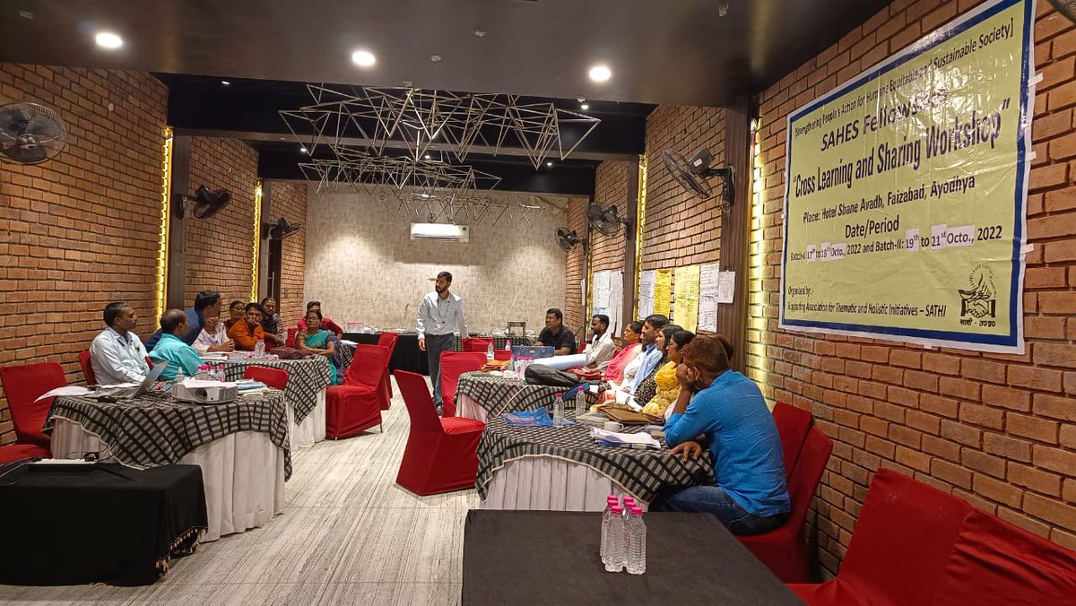 sathi_up's tweet photo. #SAHES_Fellow
#sathiup
SAHES Fellows shared their learnings and experiences on equity, equality, and democratic rights so that they can lighten the path for others and discuss the way forward to learn the best. https://t.co/ZgOpHGgtH1