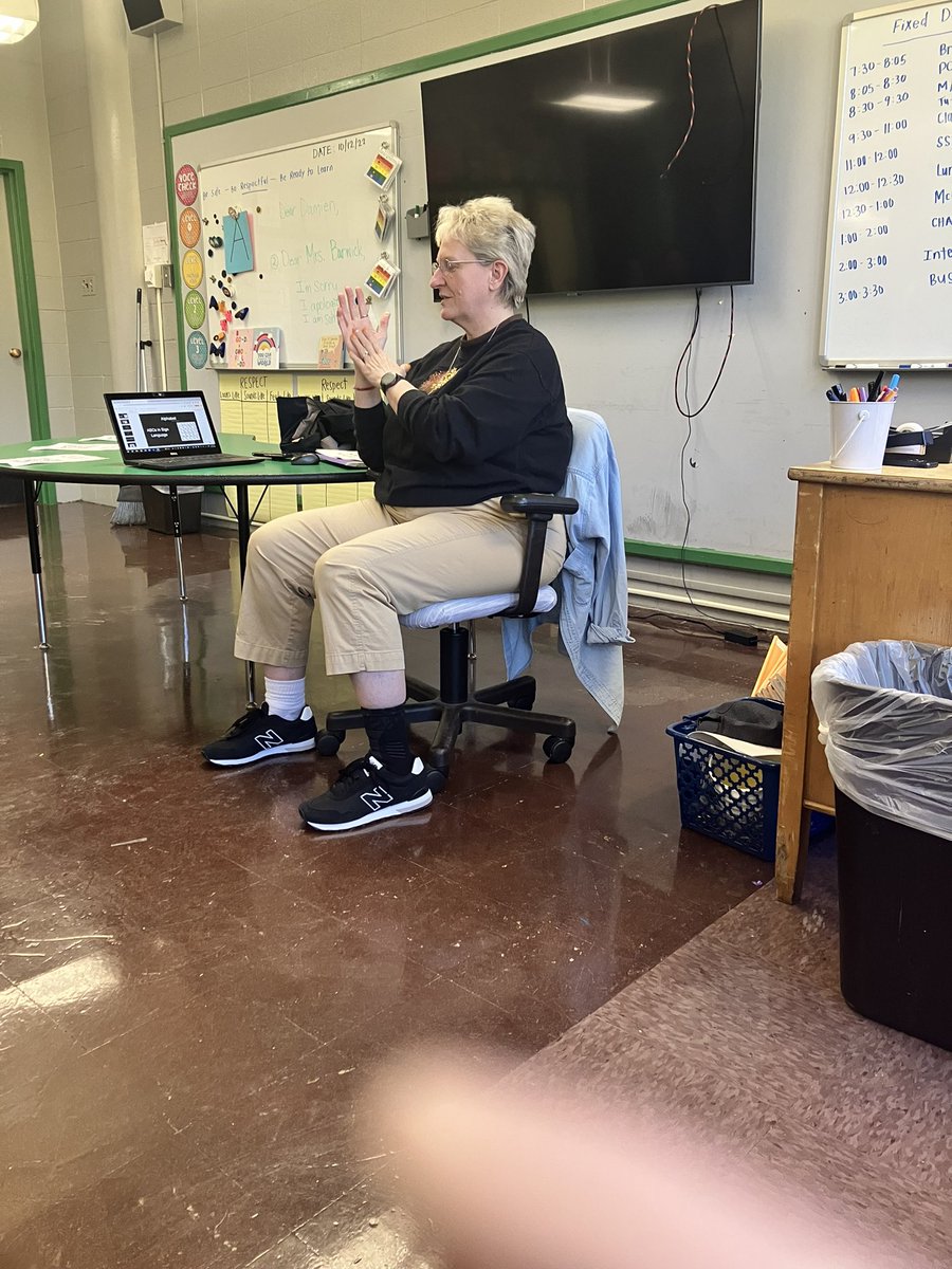 kieli_ferguson's tweet photo. Our staff learning sign language to best communicate with our students! Making a difference! #chooseawesome https://t.co/oDLPBbOzKg