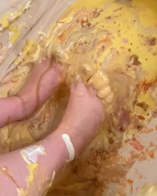 I&rsquo;m such a dirty girl 😜🥧🍧 . #feet #feetmodels #feetpic #feetshoutout #gymfeet #rednails #anklet #ankletsfeet<a href="/tag/feet"class="tags">#feet</a><a href="/tag/feetmodels"class="tags">#feetmodels</a><a href="/tag/uk"class="tags"><span>#uk</span></a><a href="/tag/rednails"class="tags"><span>#rednails</span></a><a href="/tag/toes"class="tags"><span>#toes</span></a><a href="/tag/anklet"class="tags"><span>#anklet</span></a><a href="/tag/sploshing"class="tags"><span>#sploshing</span></a><a href="/tag/toenails"class="tags"><span>#toenails</span></a>