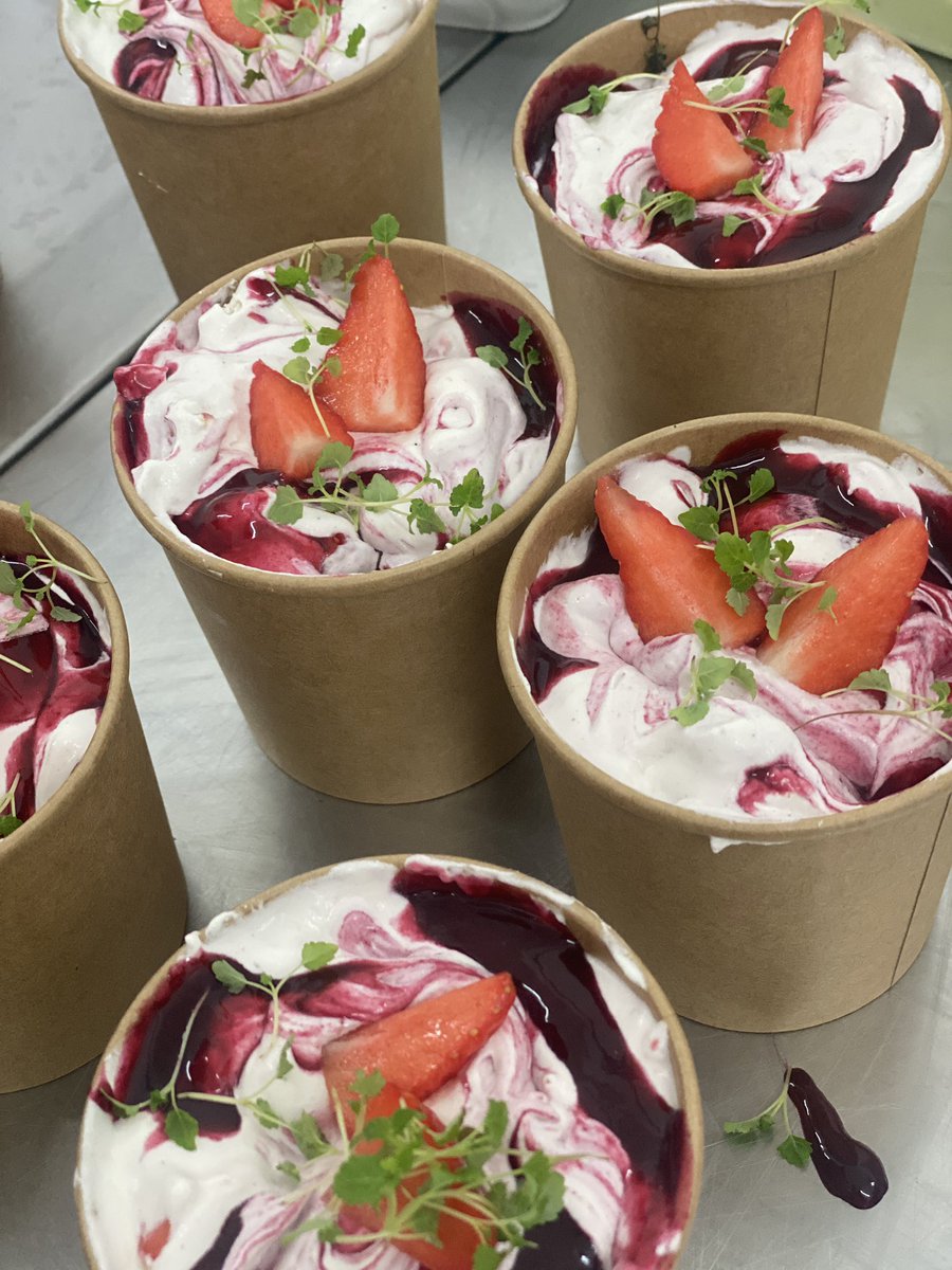 Make it in Wales tweet media