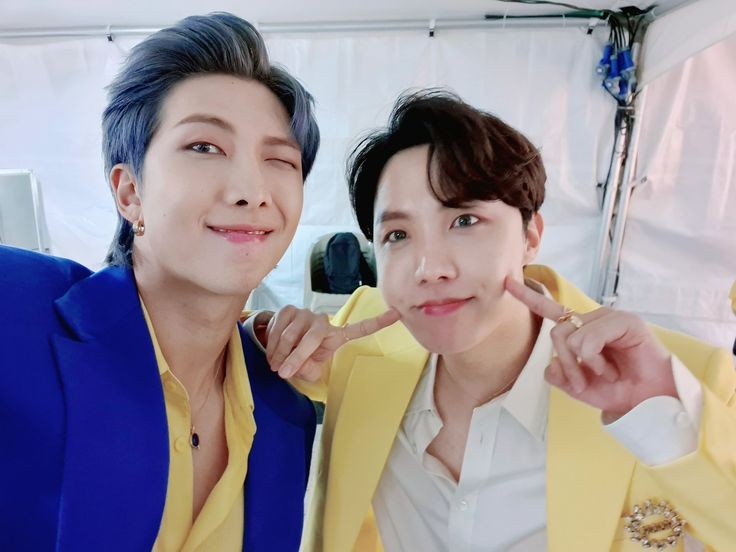 dailyofbanqtan's tweet photo. namseok babies ! https://t.co/lF3n69zTsa
