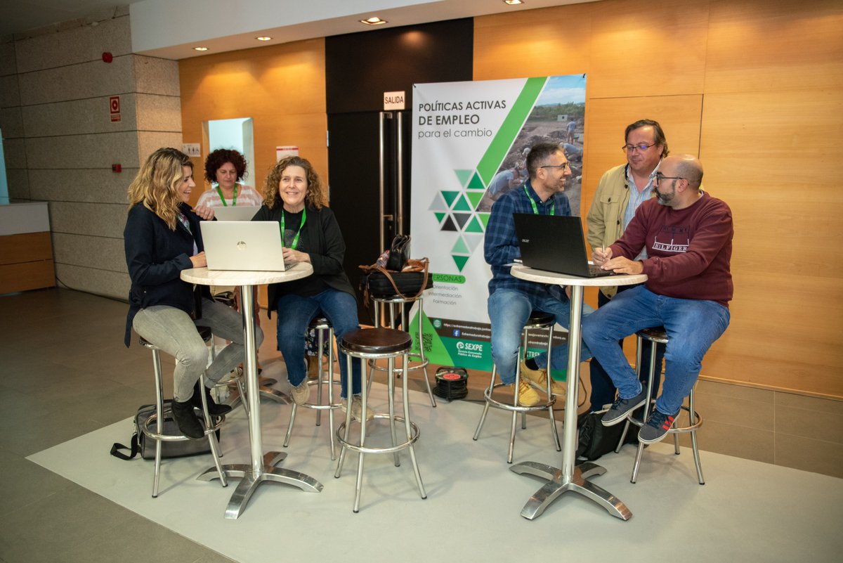 FiconFeval's tweet image. 🏗 Foro Ficón continúa en Feval Institución Ferial de Extremadura 
😀 Interesante jornada la que estamos viviendo hoy también en Don Benito, hablando sobre medioambiente, renovables, construcción, etc. 
#Feval #foroFicon #Extremadura #FeriasExtremeñas #DonBenito #construccion