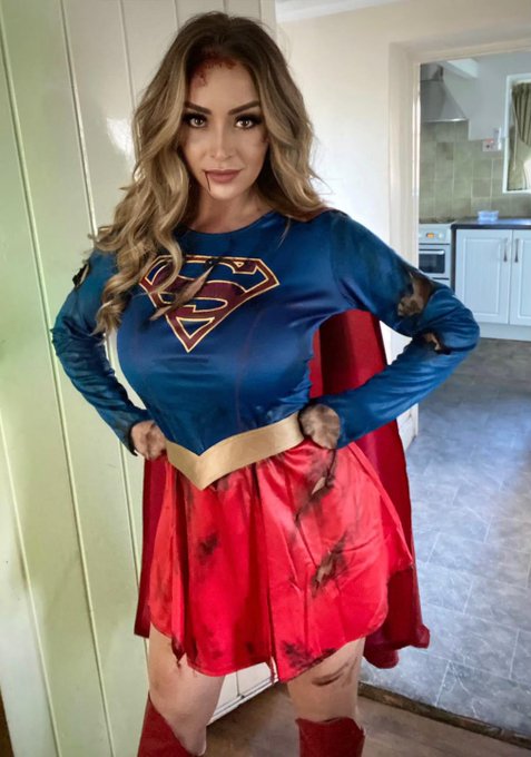 I hope everyone at a convention this weekend is having fun, make the most of it!   I may be down for<a href="/tag/cosplay"class="tags"><span>#cosplay</span></a><a href="/tag/xmen"class="tags"><span>#xmen</span></a><a href="/tag/xmencosplay"class="tags"><span>#xmencosplay</span></a>