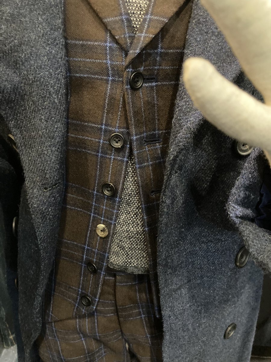DominicJGM's tweet photo. Close ups of David Tennant’s new 14th Doctor costume at MCM Comic Con! It’s so awesome! #DoctorWho https://t.co/NDIQXOk6Cj