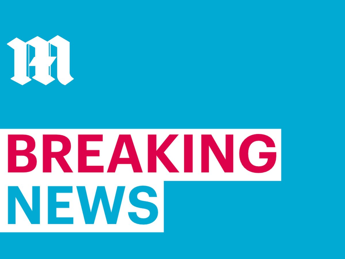 DailyMailUK's tweet image. King Charles replaces Prince Harry as Captain General of the Royal Marines: Monarch appoints himself as ceremonial head of the Duke of Sussex's beloved Commandos trib.al/dfQYe4u