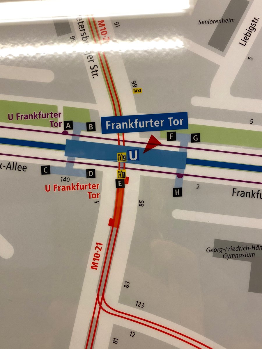 Jamie0vershared's tweet photo. @BVG_Ubahn where can I find maps like this for every U-Bahn station? The labeled exits are incredibly useful because they prevent people from getting off randomly in the wrong direction. https://t.co/TKiQnMK2hW