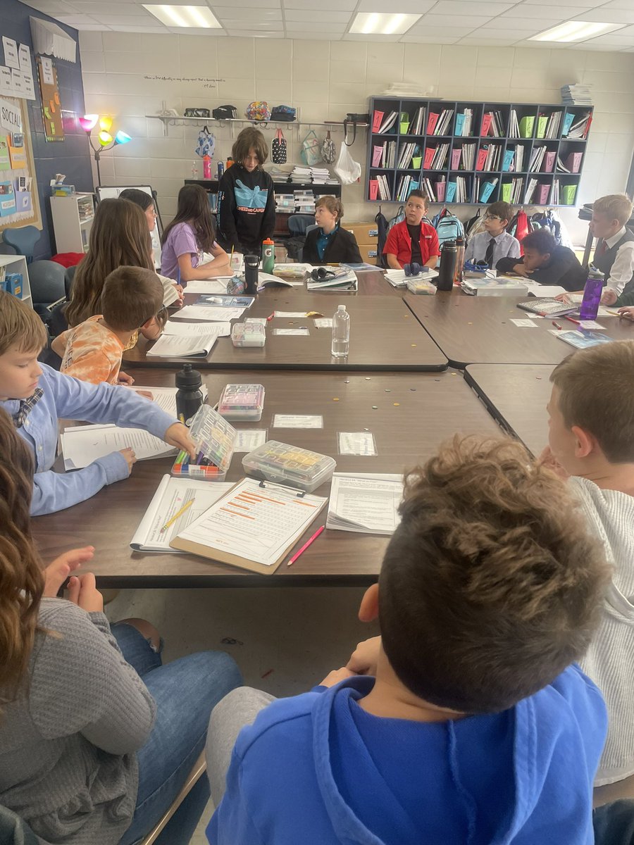 JennaFleming81's tweet photo. My Ss rocked their Socratic Seminar yesterday! They came prepared and shared great thinking on how wordplay can cause humor and confusion. They even got to share some jokes/riddles with each other and discussed their wordplay. #flemingforce @WeAreUnionSTEAM https://t.co/dNM3UToz79